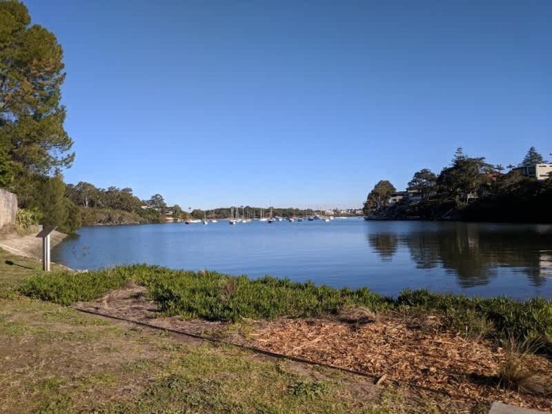 Aircabin - Gladesville - Modern Stylish 1 Bed Apartment *